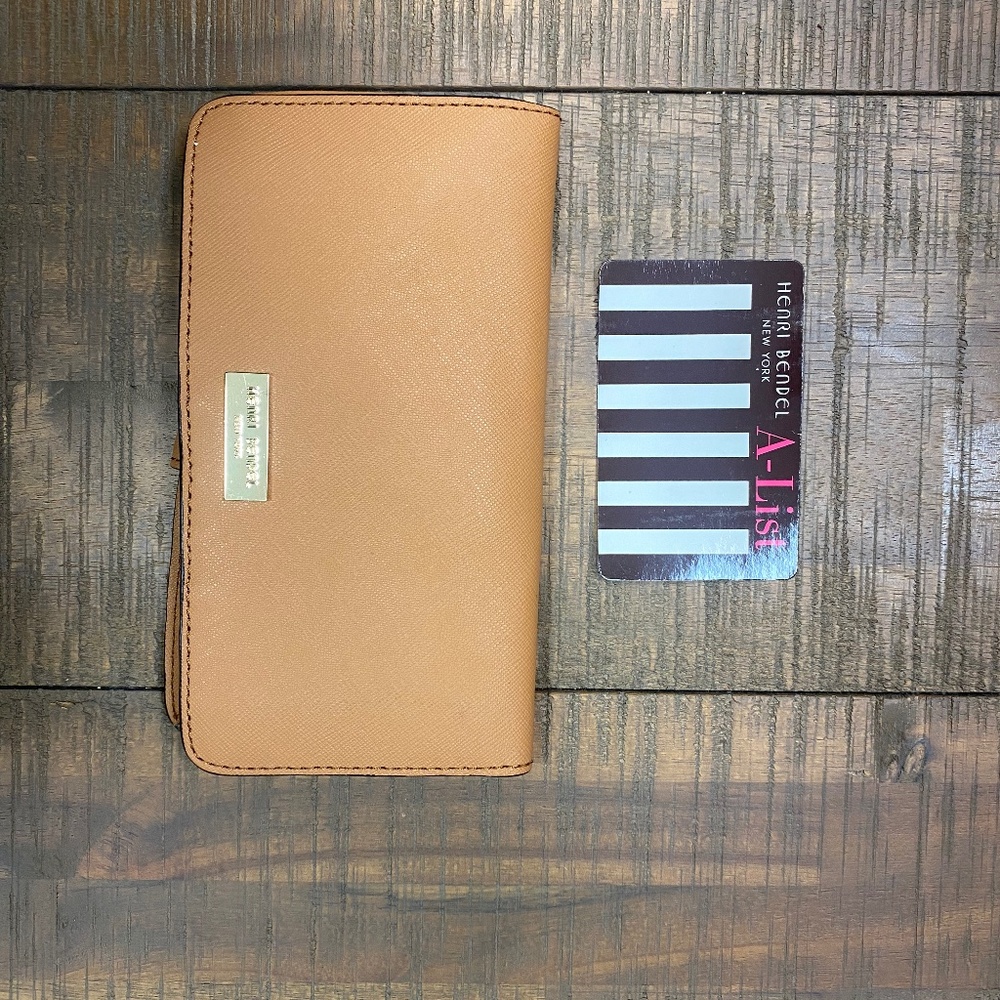 HENRY BENDEL WALLET CARD HOLDER WITH PHONE CASE NWOT